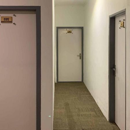 Hotel Ananda Syariah Redpartner Bukittinggi Ngoại thất bức ảnh