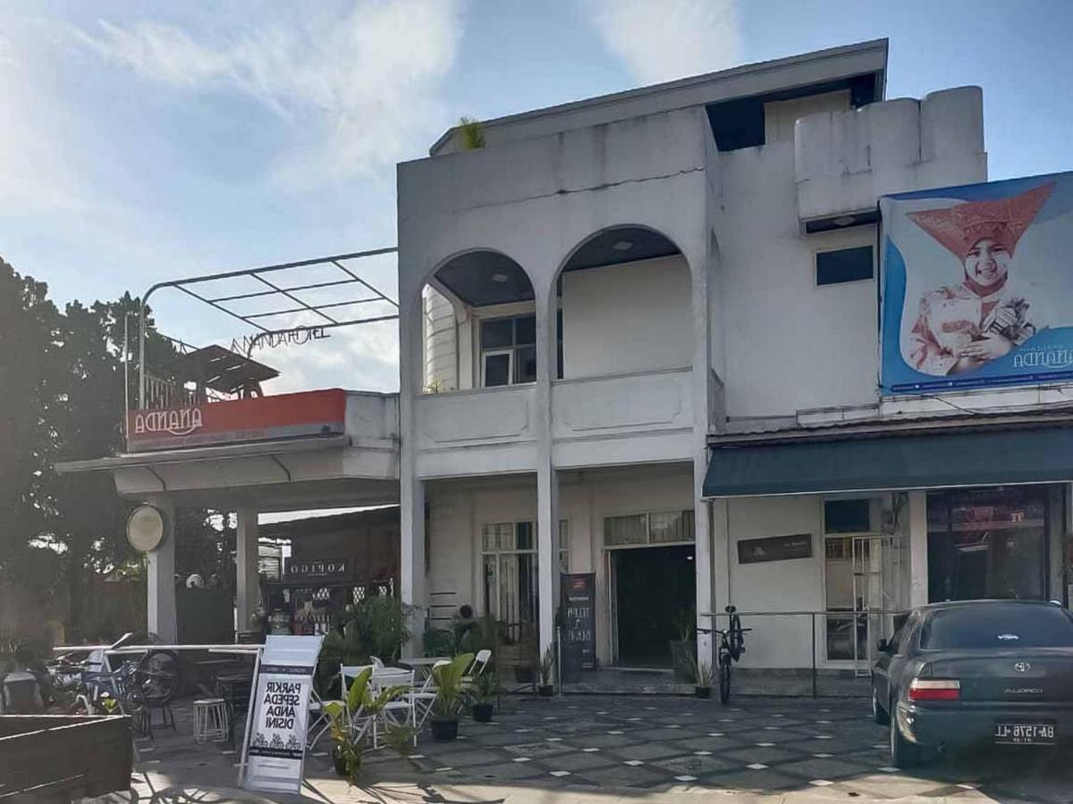 Hotel Ananda Syariah Redpartner Bukittinggi Ngoại thất bức ảnh